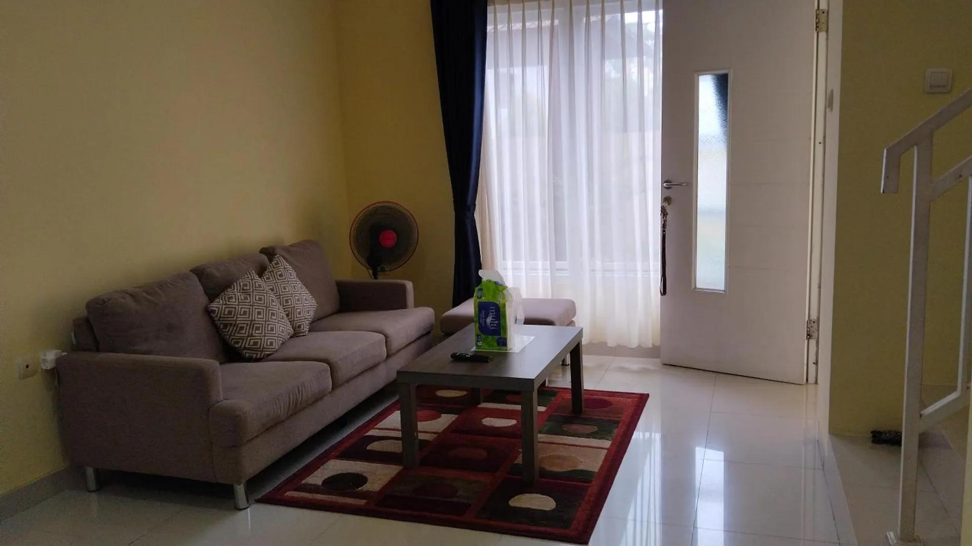 Hans Bali Guest House contacts