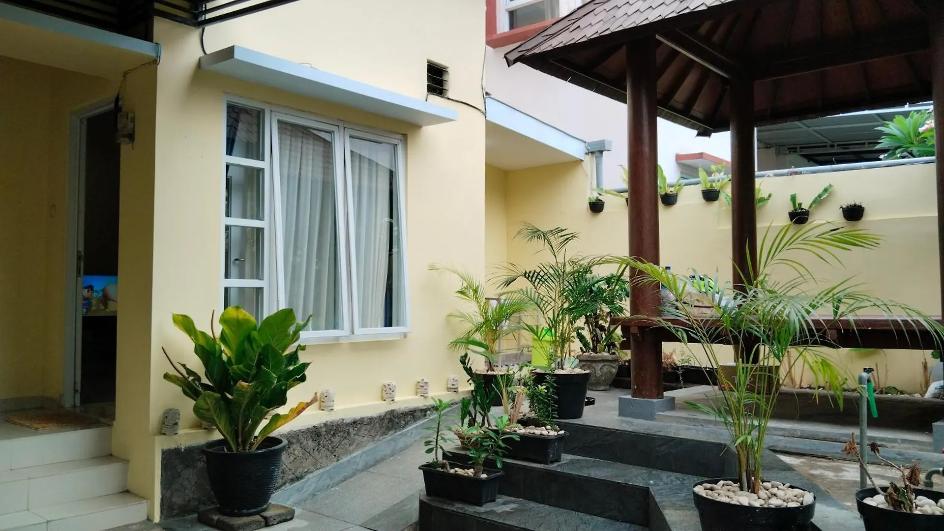 Hans Bali Guest House Jimbaran  Jimbaran (Bali)